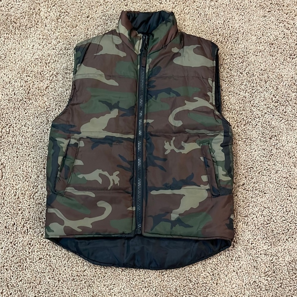 Boys Reversible Vest Size 7/8